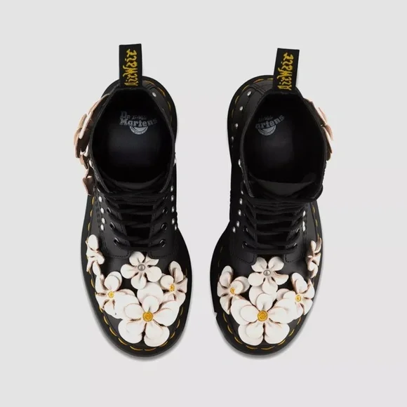 Dr. Martens Women's 1460 Pascal LIMITED EDITION 3D Flowers US 7 RARE & Unique!! - Picture 6 of 12